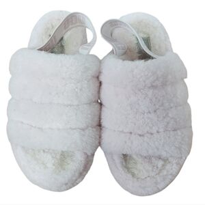 UGG Women Fluff Yeah Slide Size 5 Soft Plush Loungewear Cozy Comfort Slippers